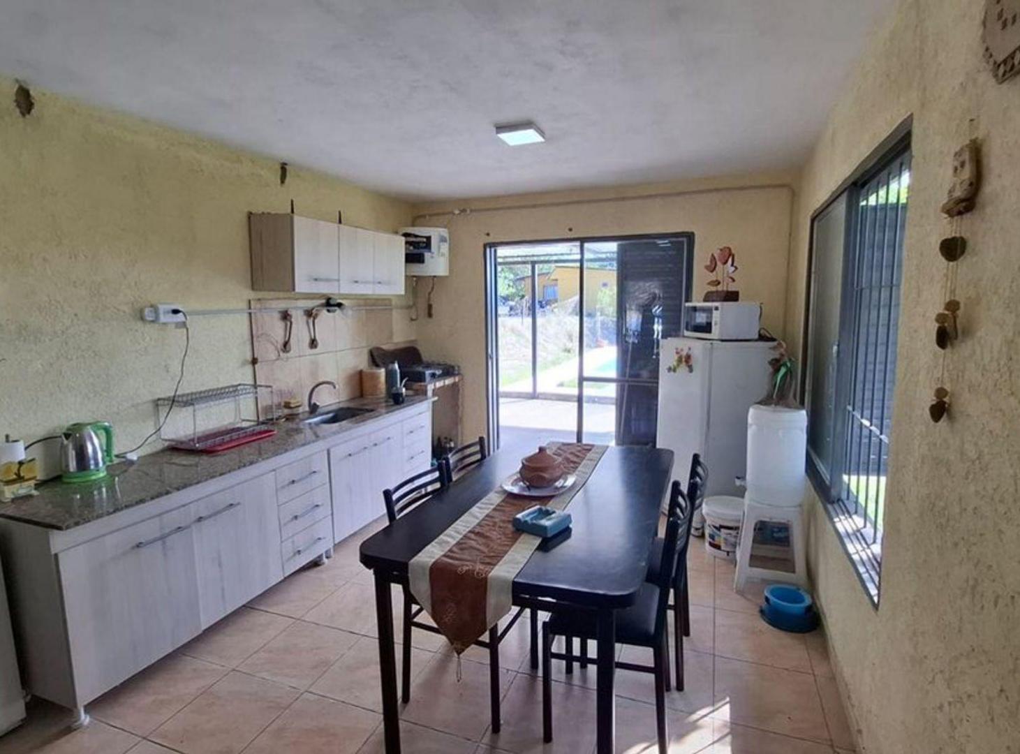Foto de VENTA CASA 2 DORMITORIOS ESTANCIA VIEJA PILETA, imagen 3