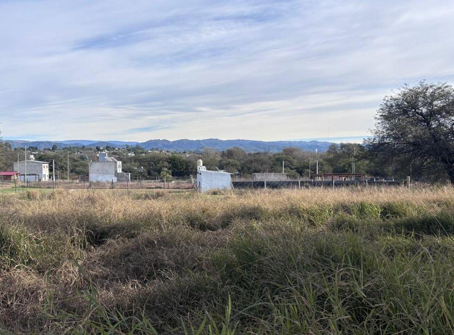 Foto de VENTA TERRENO DE 300M2 EN LOMAS DE ANISACATE, imagen 3