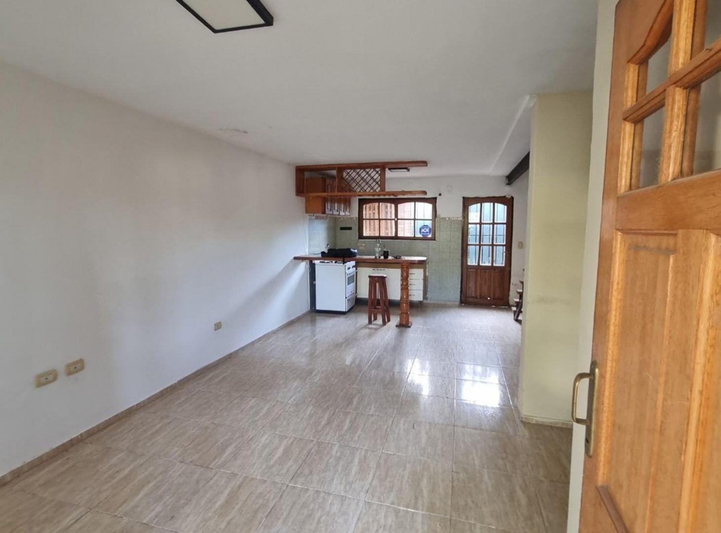 Foto de ALQUILER DUPLEX PH 2 DORMITORIO VILLA CARLOS PAZ, imagen 2