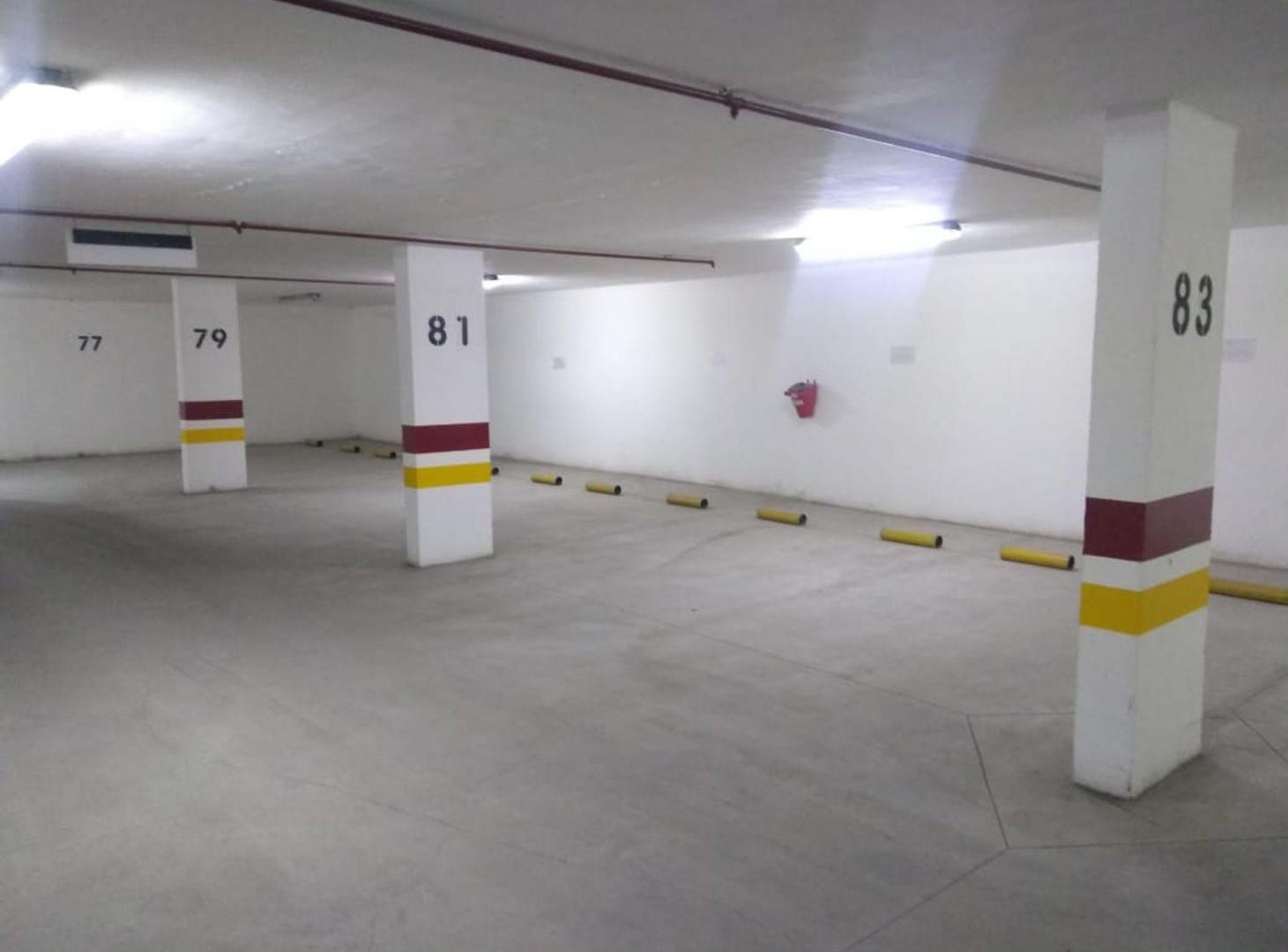 Foto de VENTA 3 COCHERAS EN CARLOS PAZ CADA UNA 10.000 USD, imagen 2