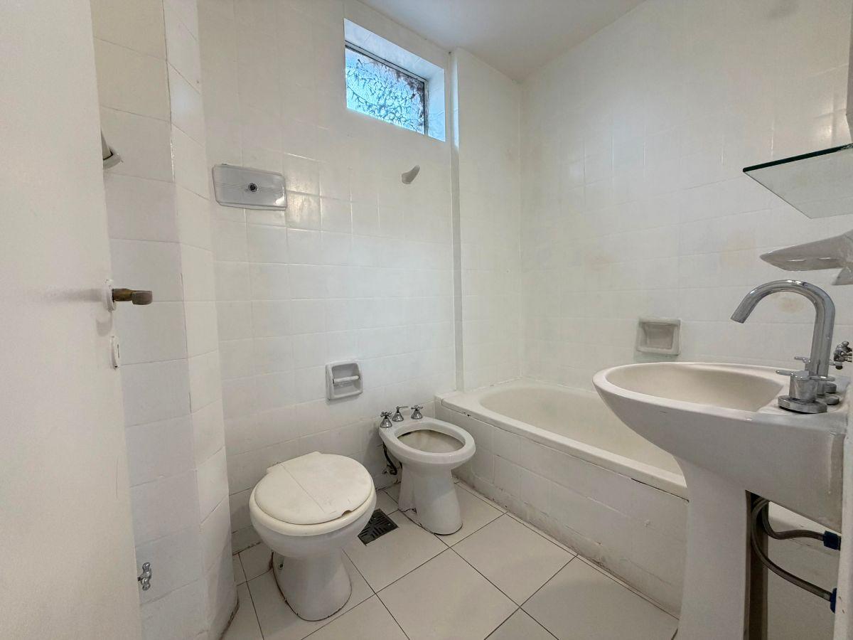 Foto de Departamento de 2 ambientes con balcón y excelente distribución en, imagen 5