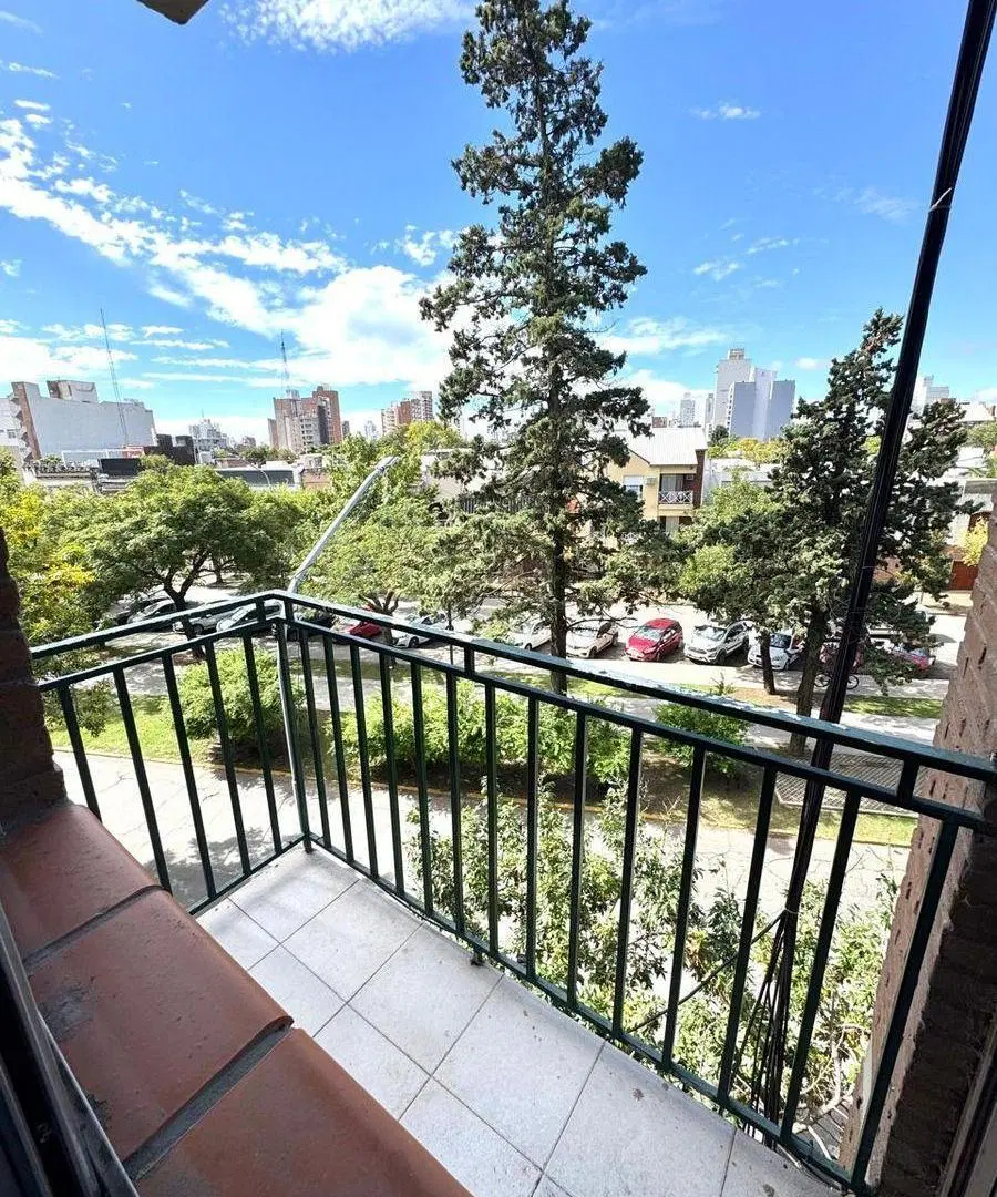 Alquiler departamento 2 dormitorios en Av. Freyre 1700 4
