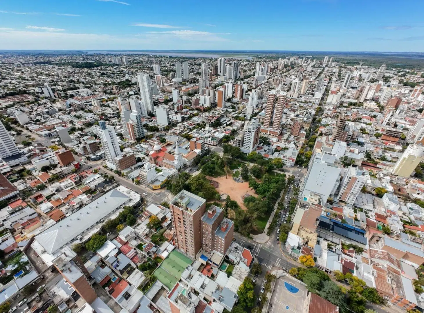 Se vende Piso de Categoría en el Exclusivo Edificio Constituyentes 4