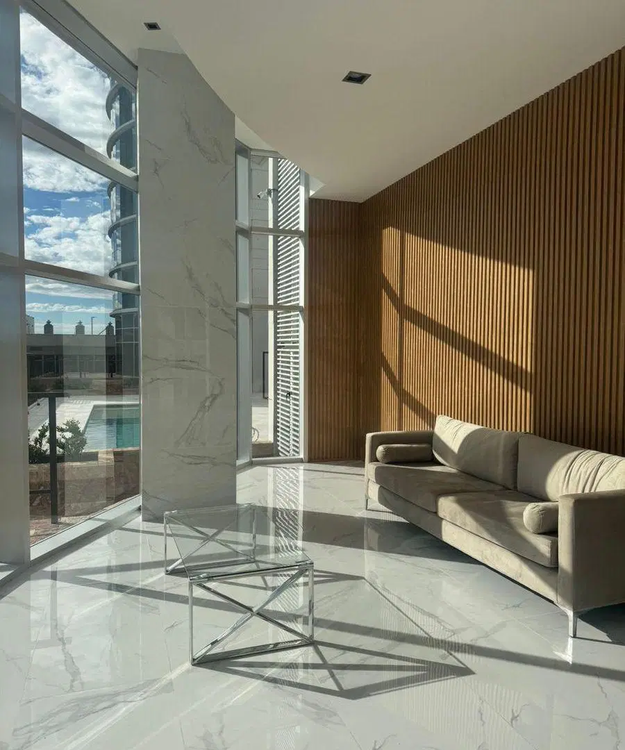 Se Alquila Semipiso de 2 Dorm. y 2 Baños en Amarras Center, Torre III 5