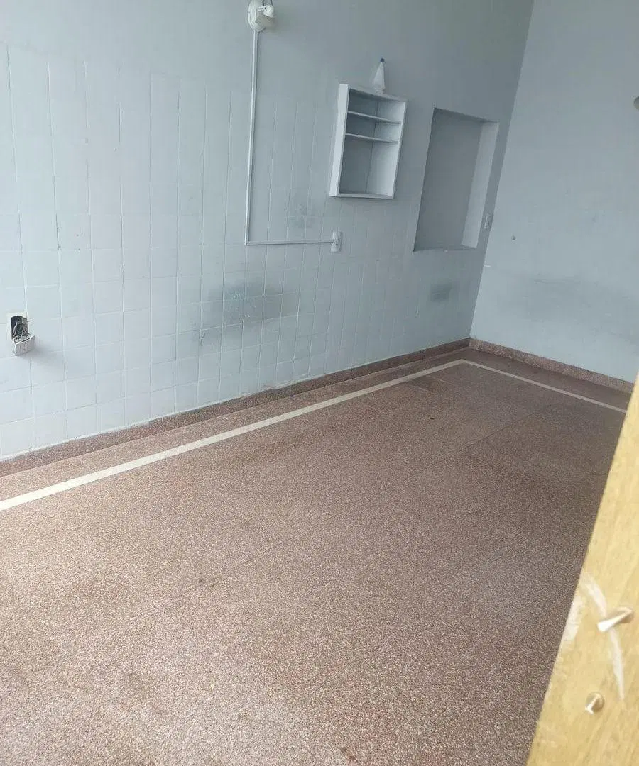 Casa en Av López y Planes 4