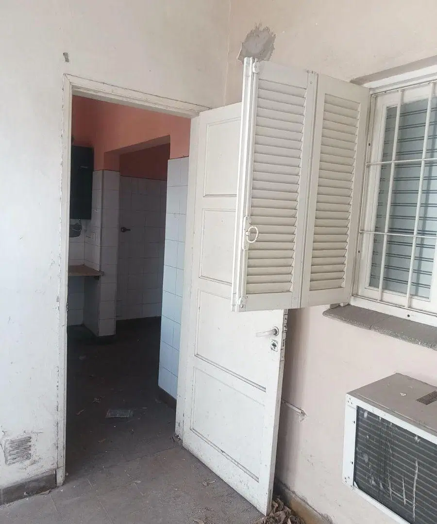 Casa en Av López y Planes 5