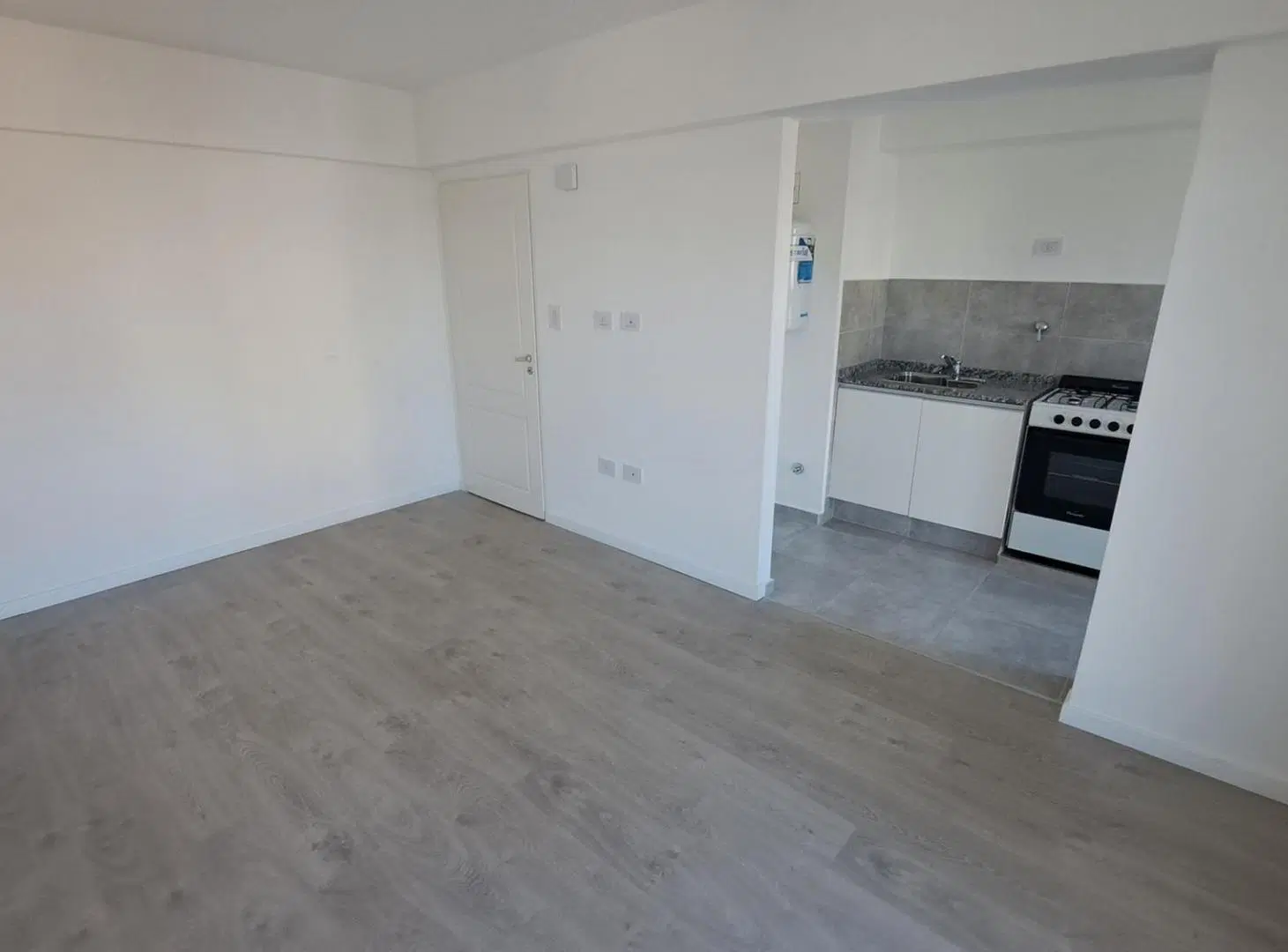 DEPARTAMENTO 1 DORMITORIO 8
