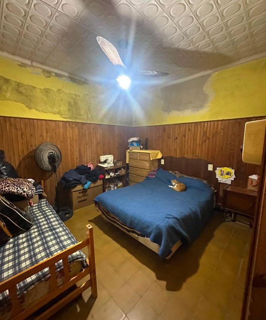 Foto de Venta Casa de 3 dormitorios con local comercial y cochera, imagen 3