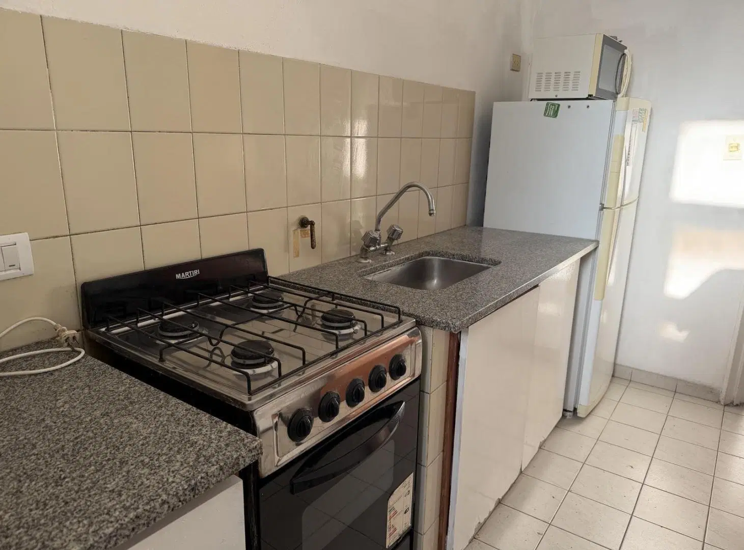 VENTA DPTO 2 AMB LA PLATA 4
