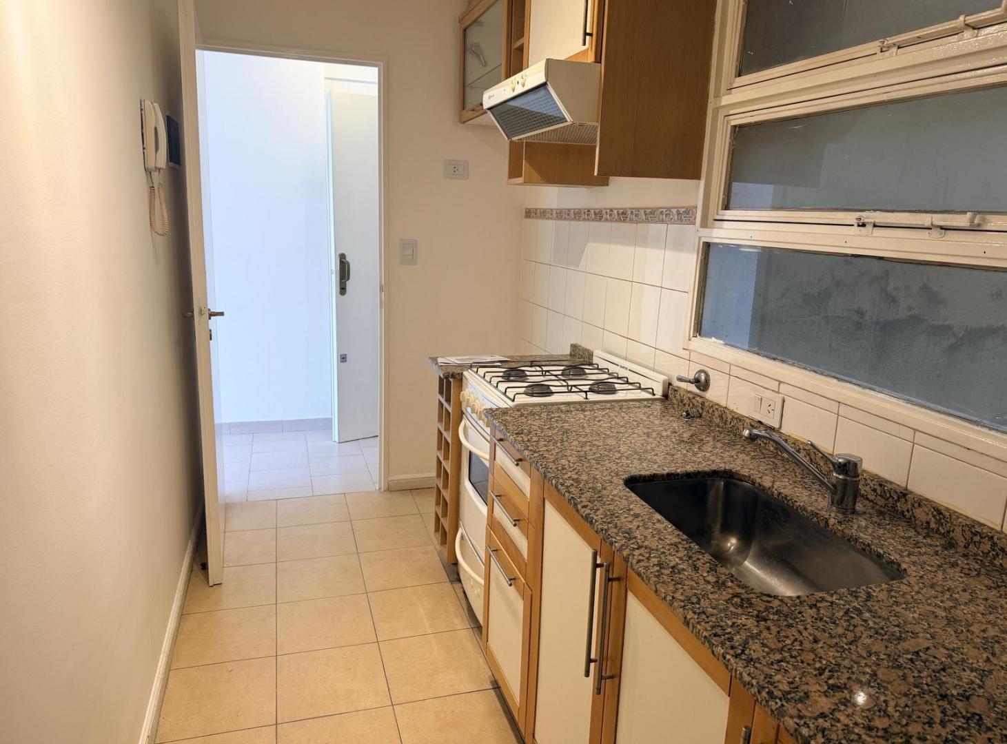 Foto de VENTA DPTO 2 AMB COCHERA AVELLANEDA, imagen 5