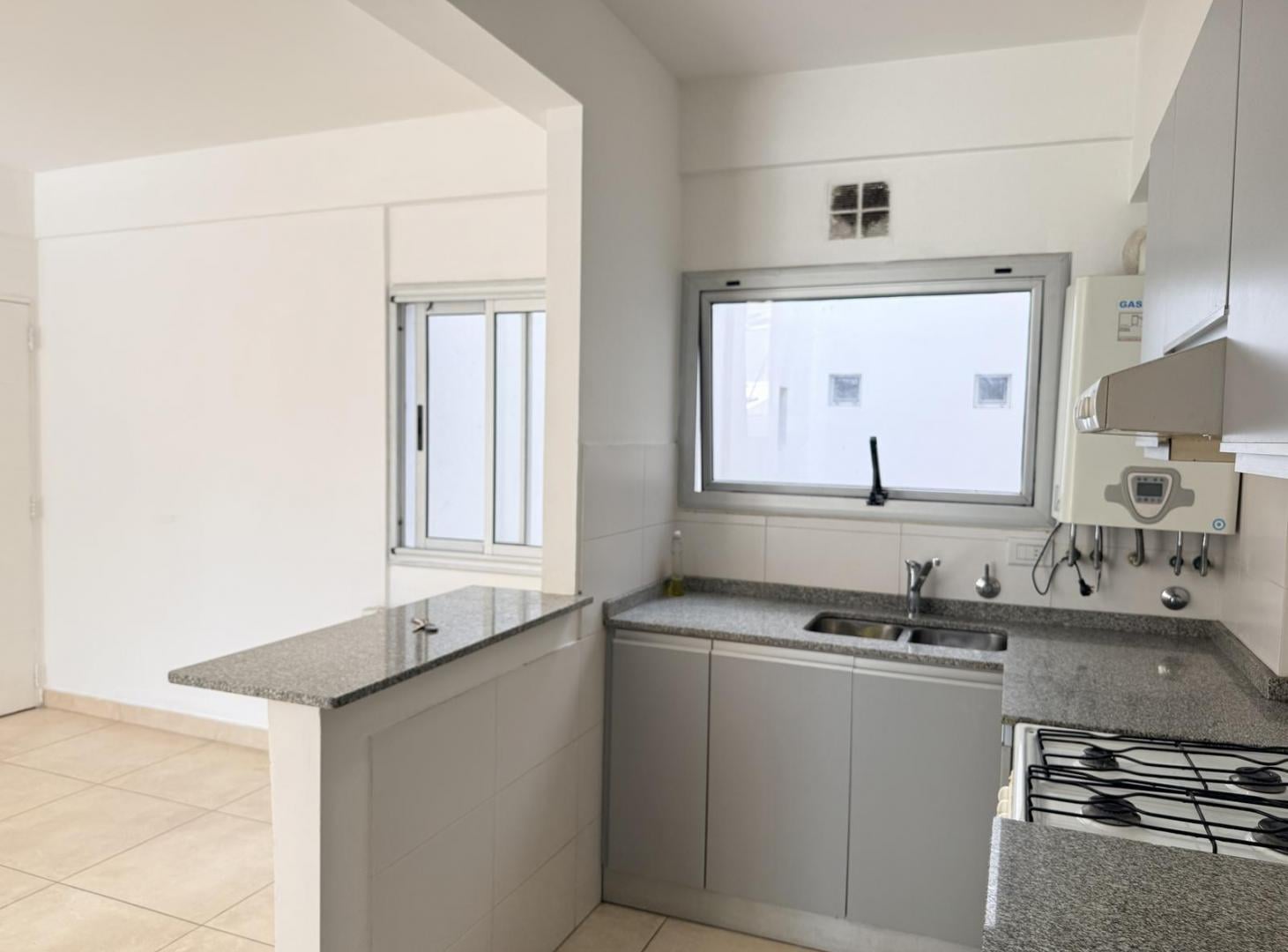 Foto de VENTA DEPARTAMENTO 2 AMBIENTES AVELLANEDA, imagen 3