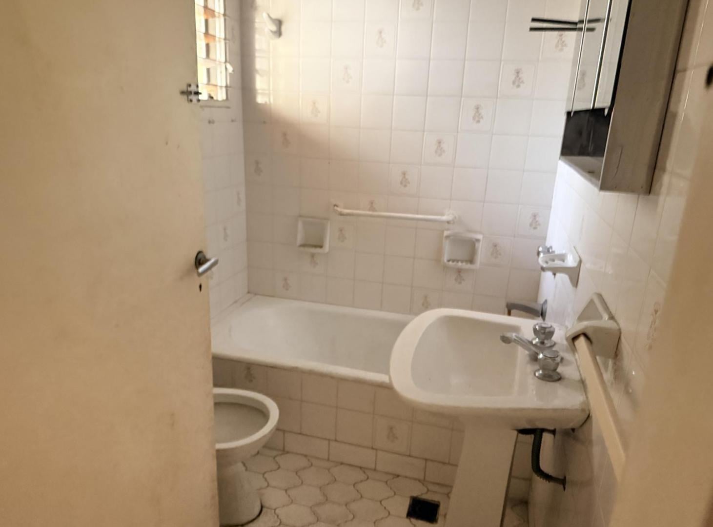 Foto de VENTA PH 2 AMBIENTES AVELLANEDA, imagen 5