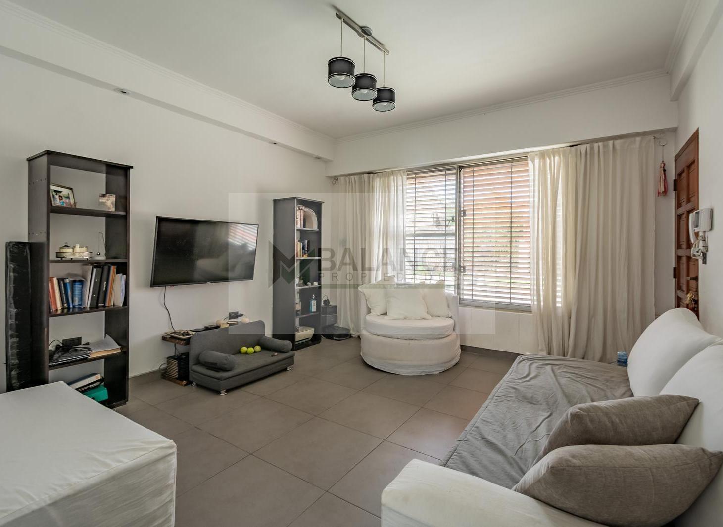 Foto de VENTA CASA CHALET 4 AMBIENTES VILLA DOMINICO, imagen 2