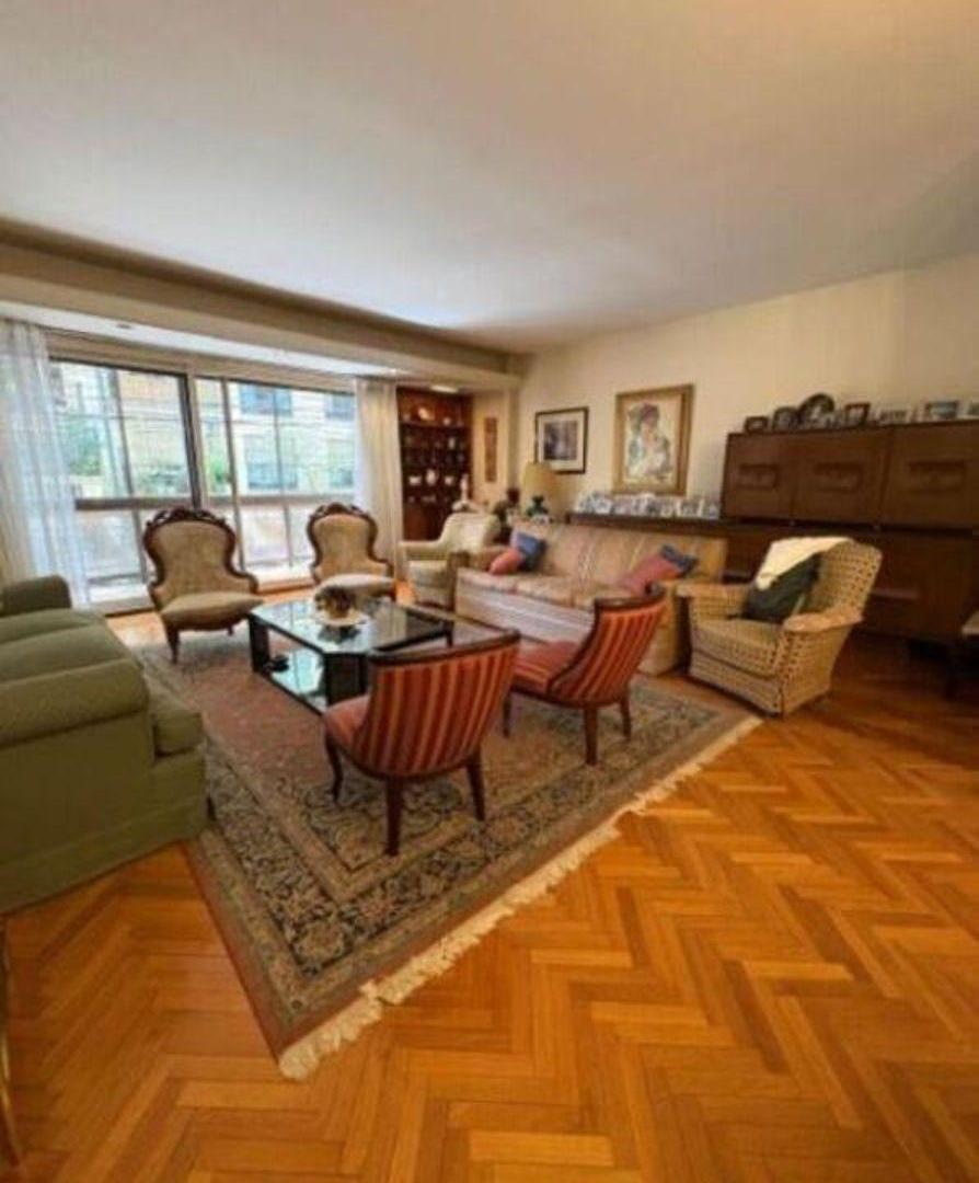 Departamento con 3 Dormitorios de 114 m2 en venta en Botánico