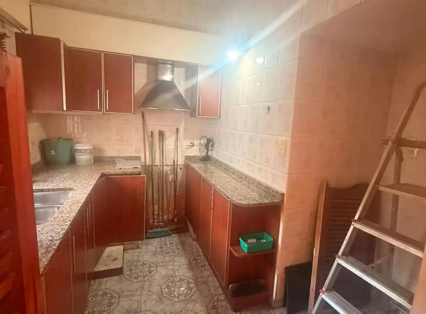 Departamento T/casa De 3 Amb En Primer Piso S/ Boulevard De Los Italianos A Metros De Av. Belgrano 2