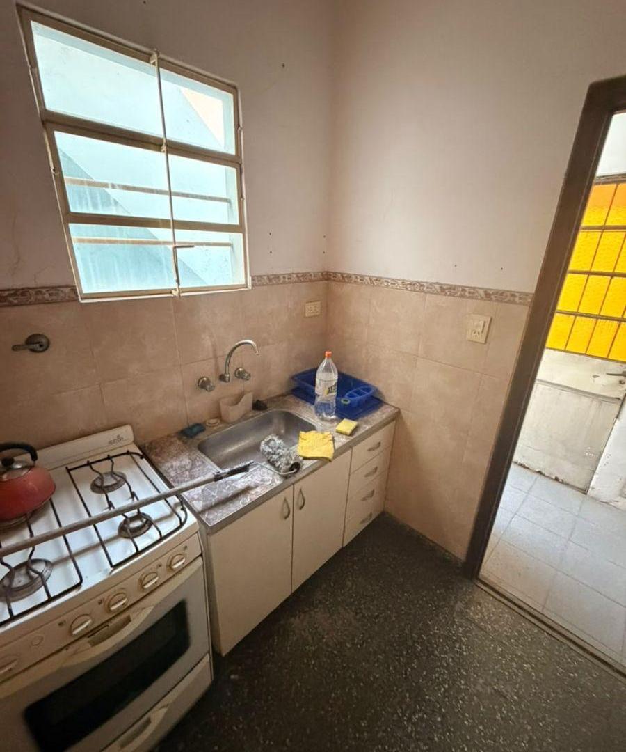 Foto de PH de 70 m² con 2 dormitorios en alquiler en Villa Dominico, imagen 2