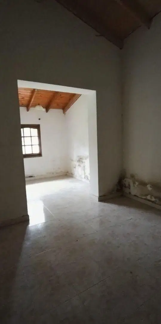 VENTA CASA CON GARAGE Y LOTE DE 380 M² A POCAS CUADRAS DE LA ESTACIÓN DE ALEJANDRO KORN 5