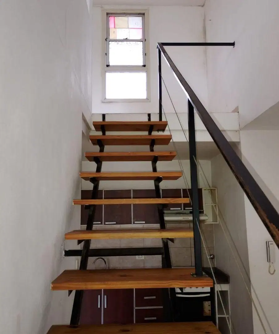 DUPLEX DE 3 AMBIENTES AL CFTE TODO LUZ 4