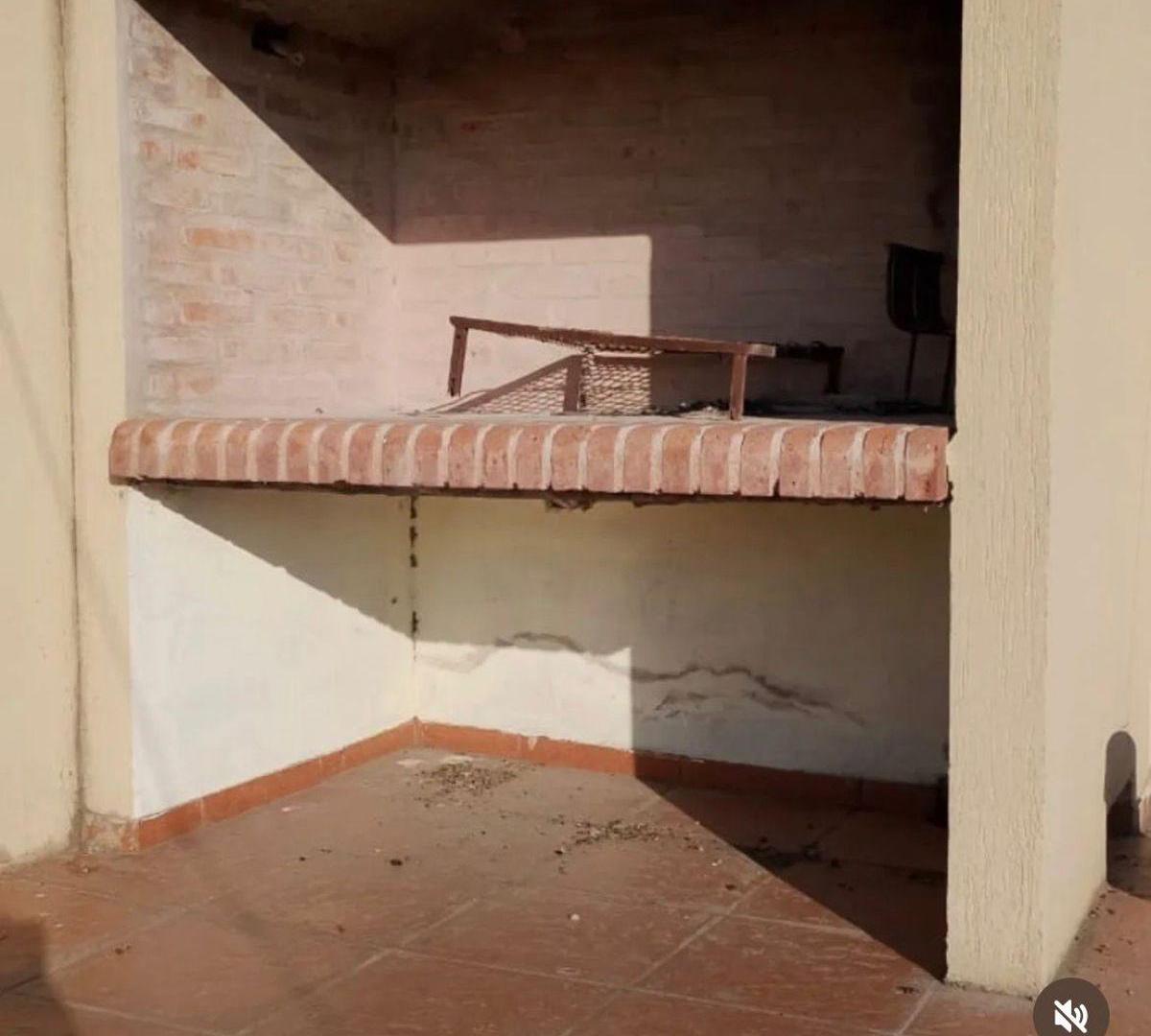 Foto de DEPARTAMENTO DE 100m2, 3 AMBIENTES EN ALQUILER AL FRENTE CON BALCON, imagen 5