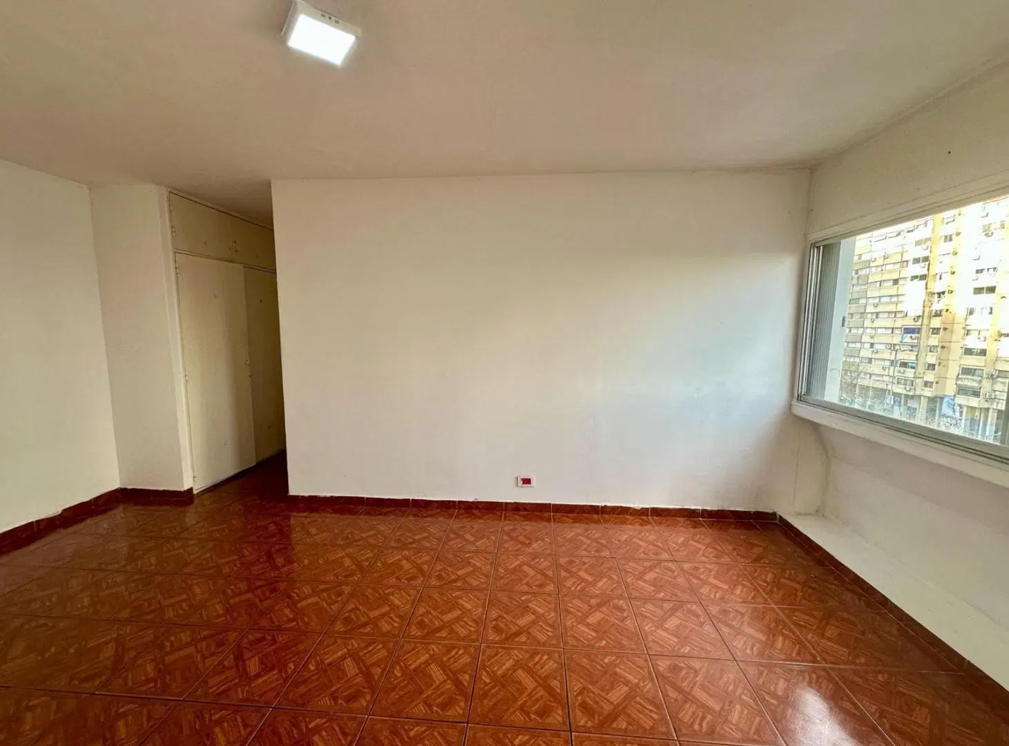 Alquiler departamento 3 ambientes al frente - Lugano 1y2 2