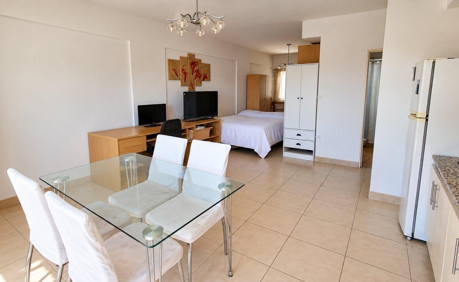 Foto de Venta monoambiente al frente con balcón divisible Liniers, imagen 5
