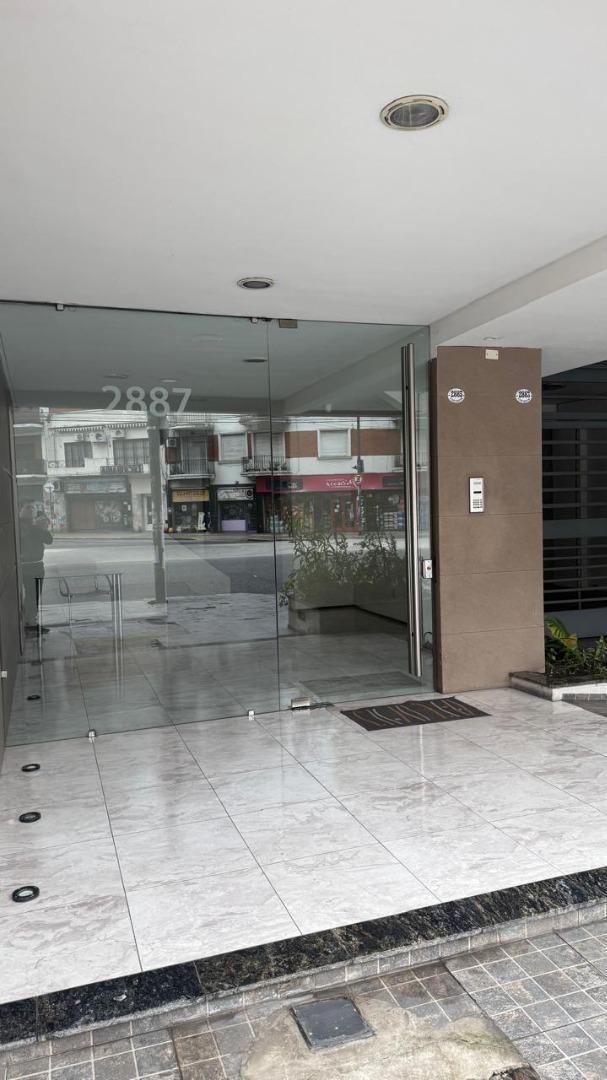Foto de Monoambiente muy lindoal fte con balcón, imagen 1