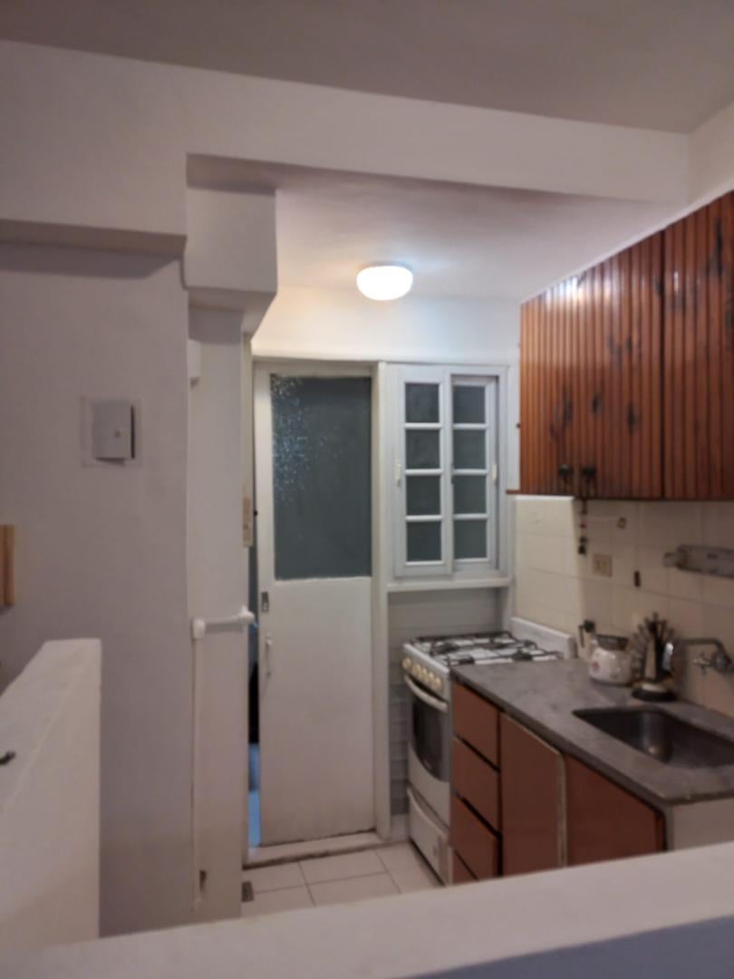 Foto de HERMOSO DEPARTAMENTO 2 AMBIENTES C/ PATIO Y LAVADERO, imagen 2