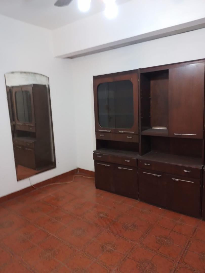 Foto de HERMOSO DEPARTAMENTO 2 AMBIENTES C/ PATIO Y LAVADERO, imagen 5