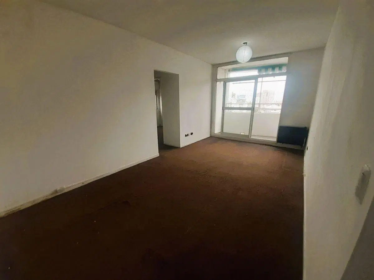 MUY LUMINOSO DEPARTAMENTO 3 AMBIENTES CON COCHERA EN AVELLANEDA - TORRES PUEYRREDON 5