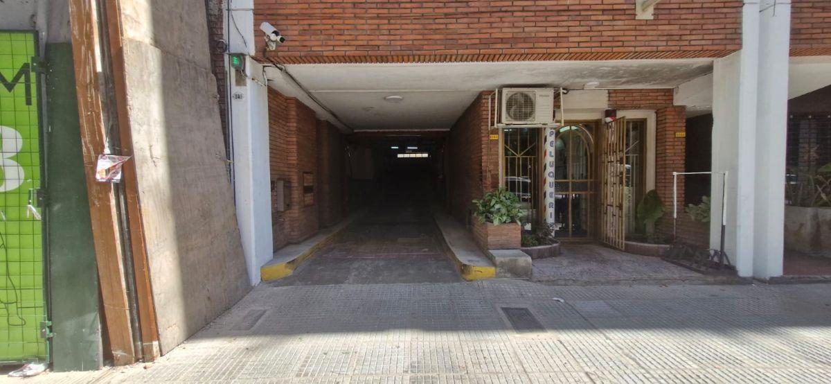 Foto de Amplia Cochera en venta en Colegiales, imagen 1