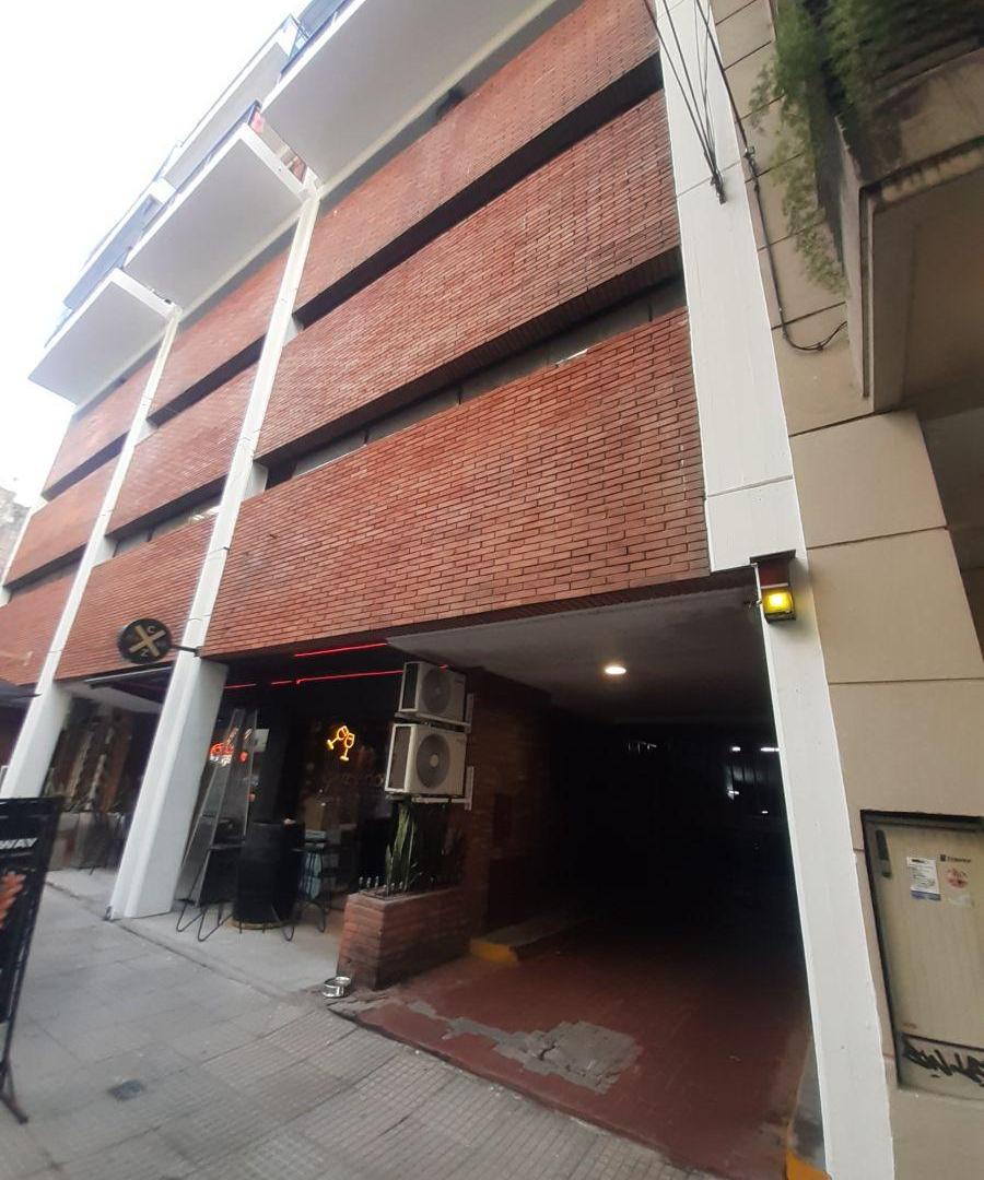Foto de Amplia Cochera en venta en Colegiales, imagen 4
