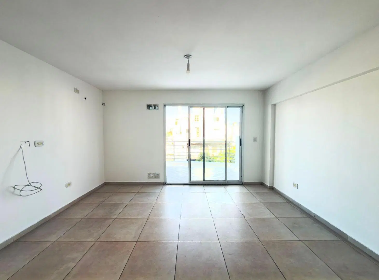 VENTA DEPARTAMENTO 2 DORM ALTO ALBERDI BALCON 3