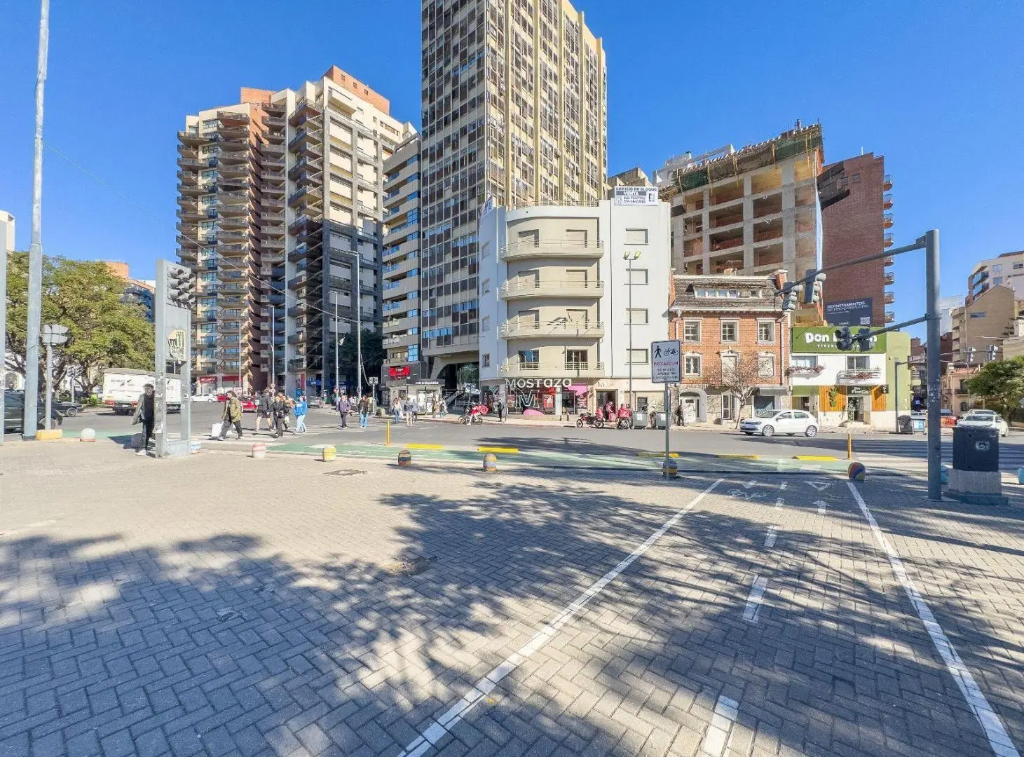 VENTA EDIFICIO EN BLOQUE FRENTE A PLAZA ESPAÑA 3
