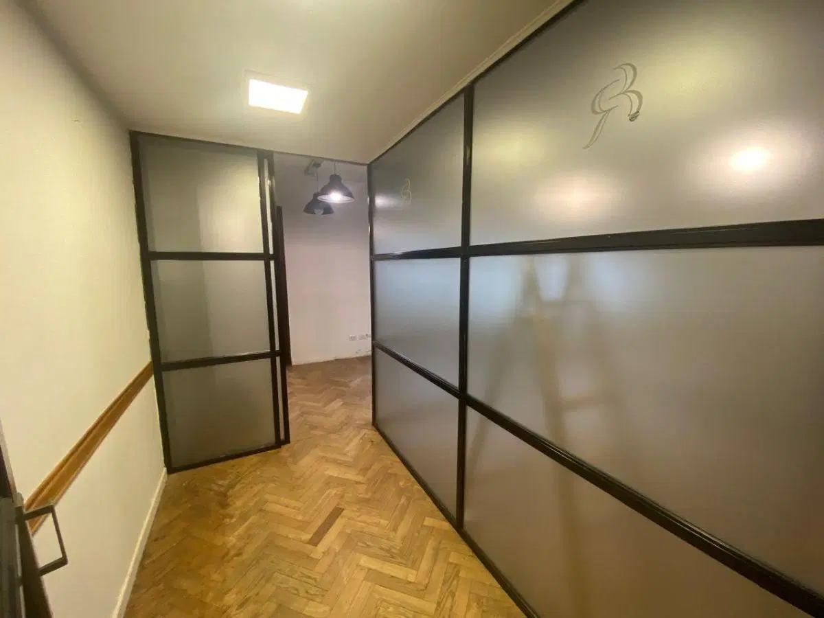 Oficina en venta de 62m2, zona centro Mar del Plata 4