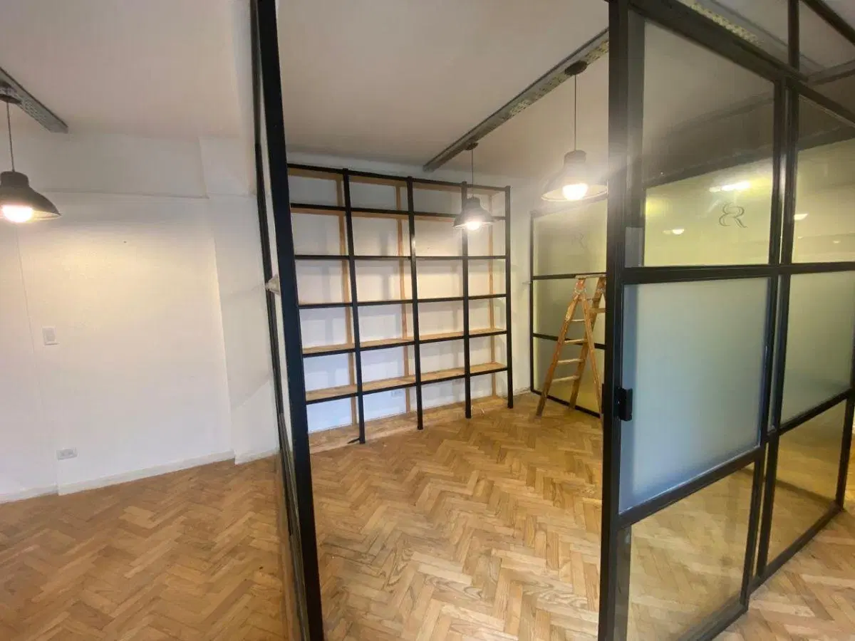 Oficina en venta de 62m2, zona centro Mar del Plata 3