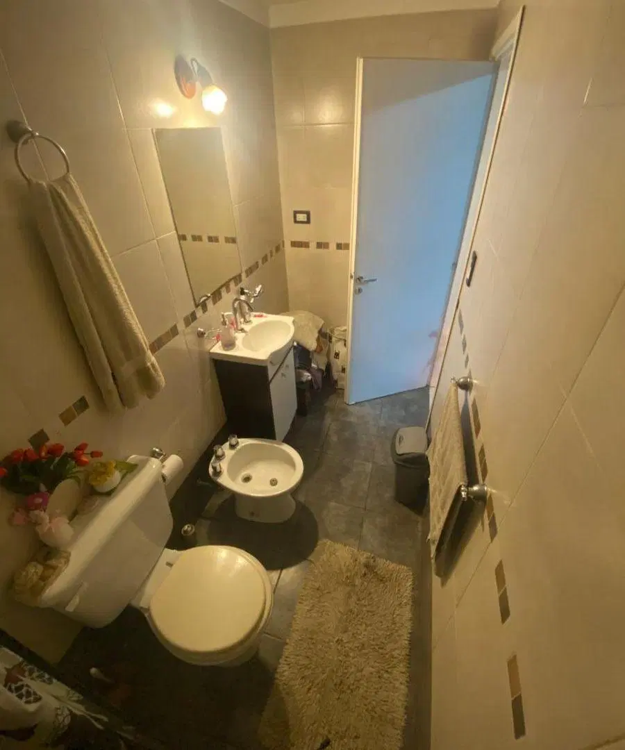 VENTA PH 2 AMBIENTES, AL CONTRAFRENTE CON PATIO Y PARRILLA. BARRIO SAN JOSE 4