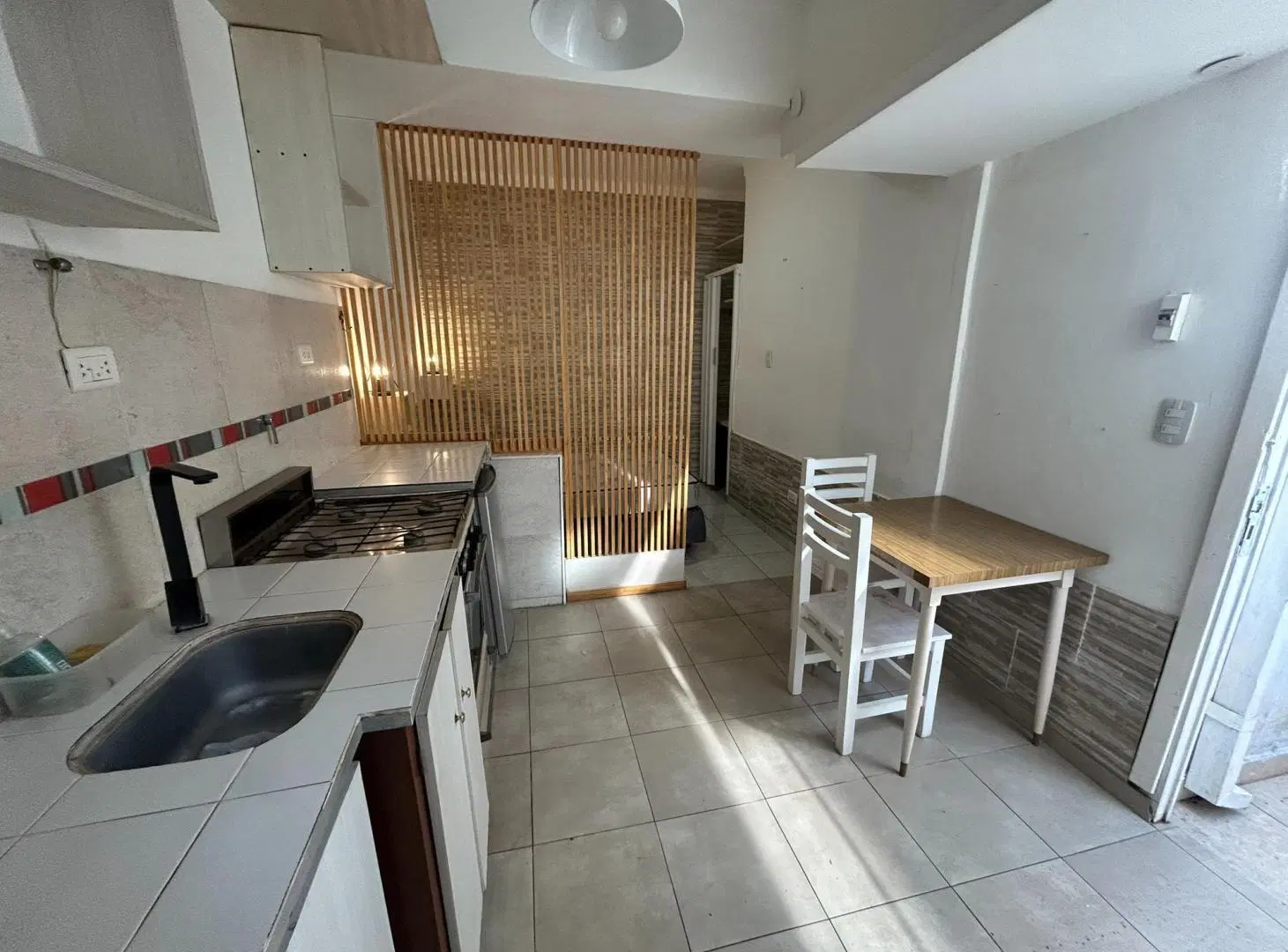 VENTA PH MONOAMBIENTE, SAN MARTIN AL 3300, ZONA MACROCENTRO. 1