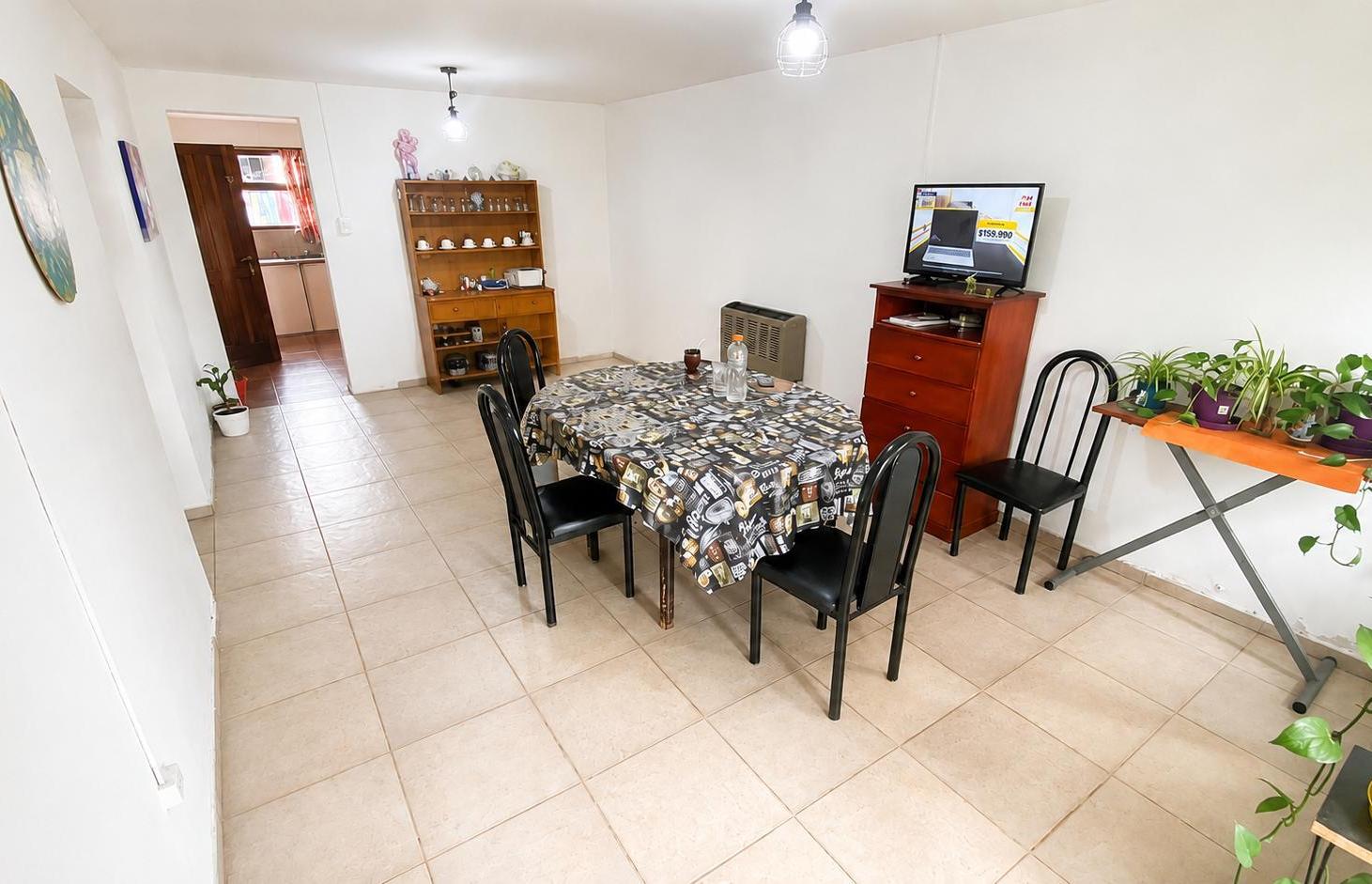 VENTA CASA 3 AMBIENTES MAS DOS DEPARTAMENTOS A TERMINAR.ZONA MALVINAS ARGENTINAS