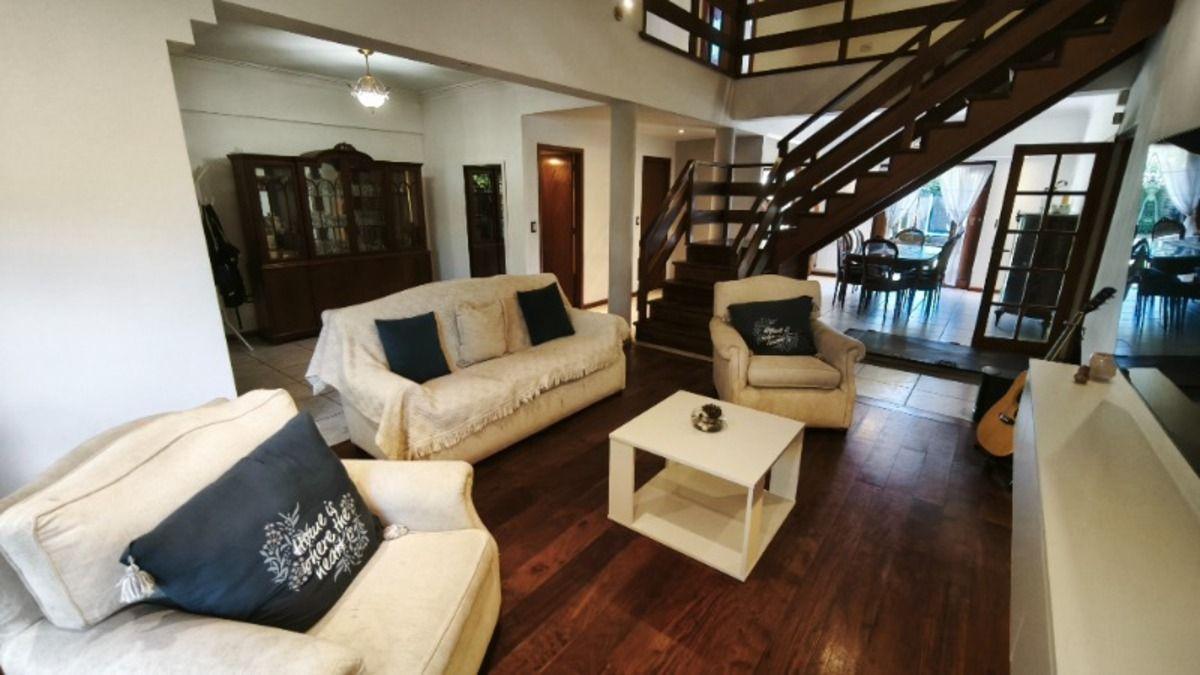 Foto de Chalet 5 Ambientes Lote 10x33- San Carlos, imagen 1