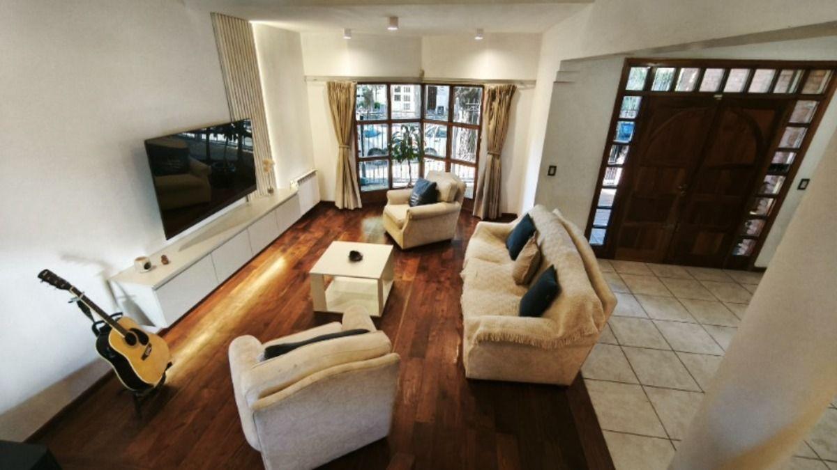 Foto de Chalet 5 Ambientes Lote 10x33- San Carlos, imagen 2
