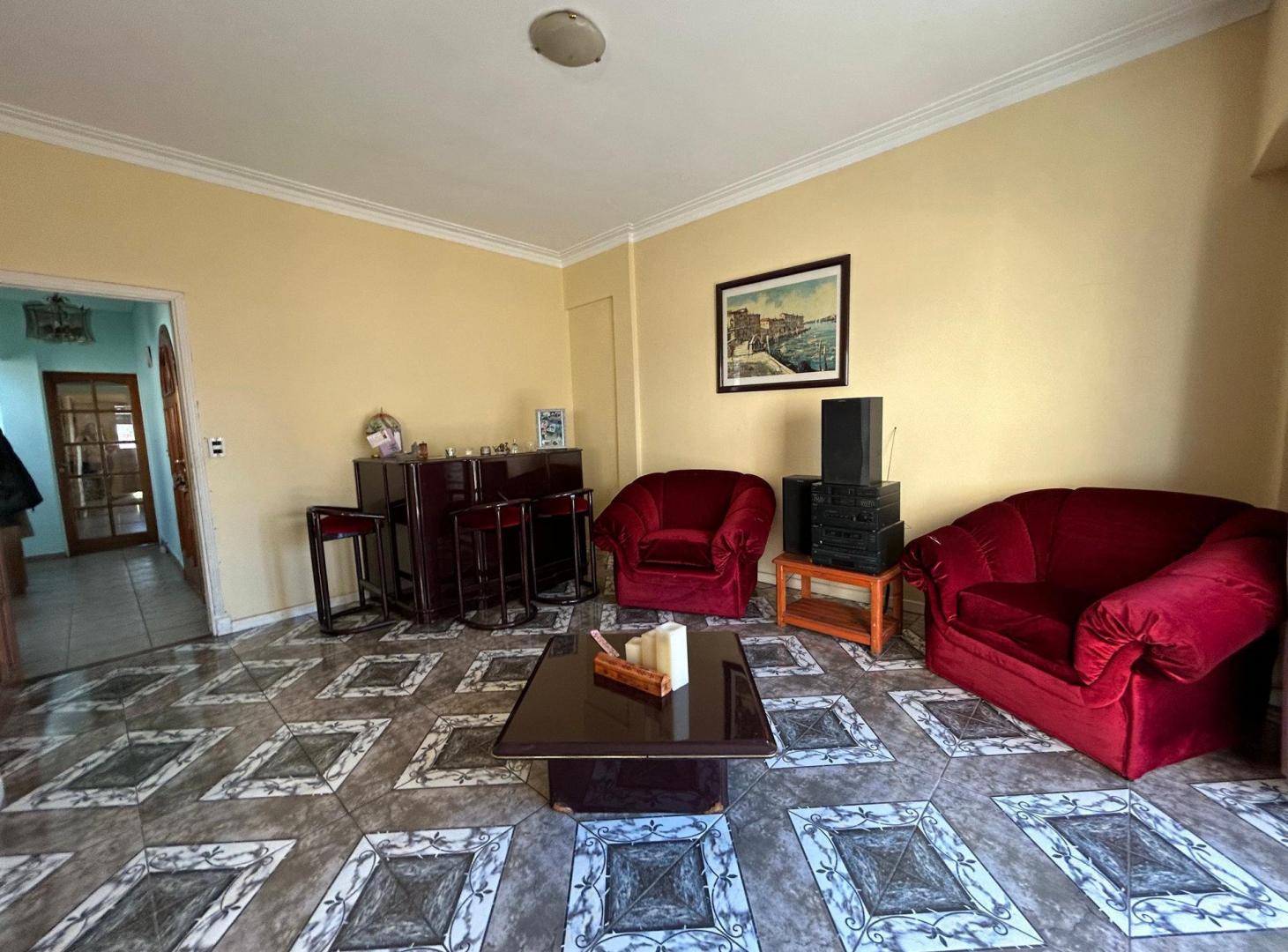 Foto de Piso 5 ambientes con balcón terraza - Plaza Colón, imagen 4