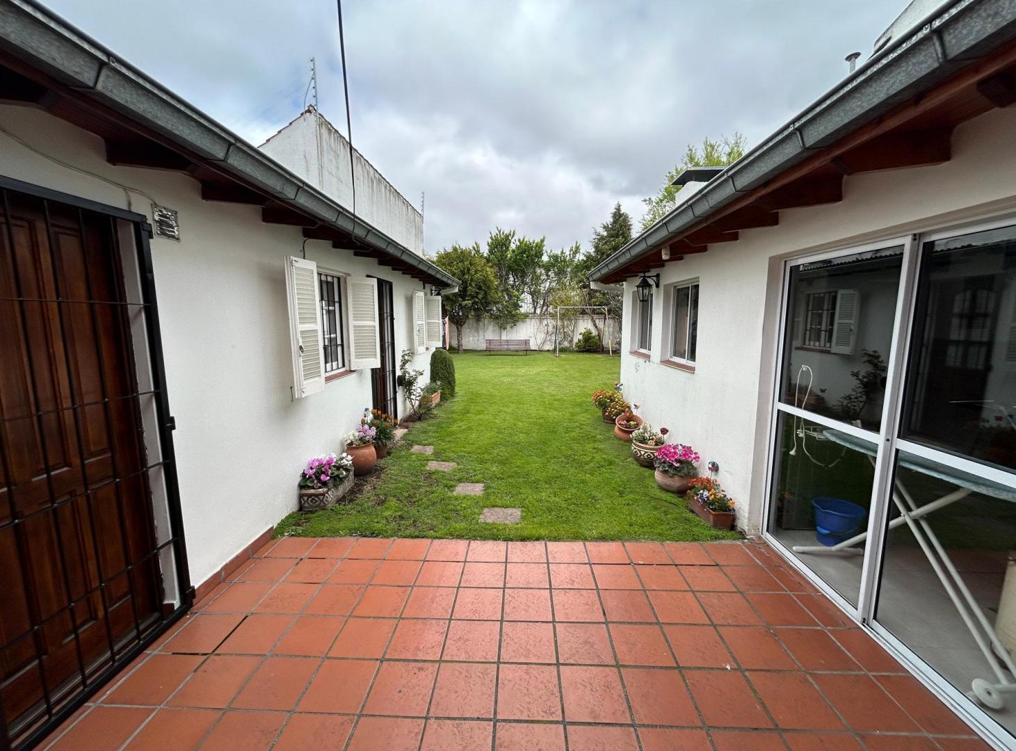 Foto de Chalet cinco ambientes con cochera doble, quincho y gran parque - San, imagen 5