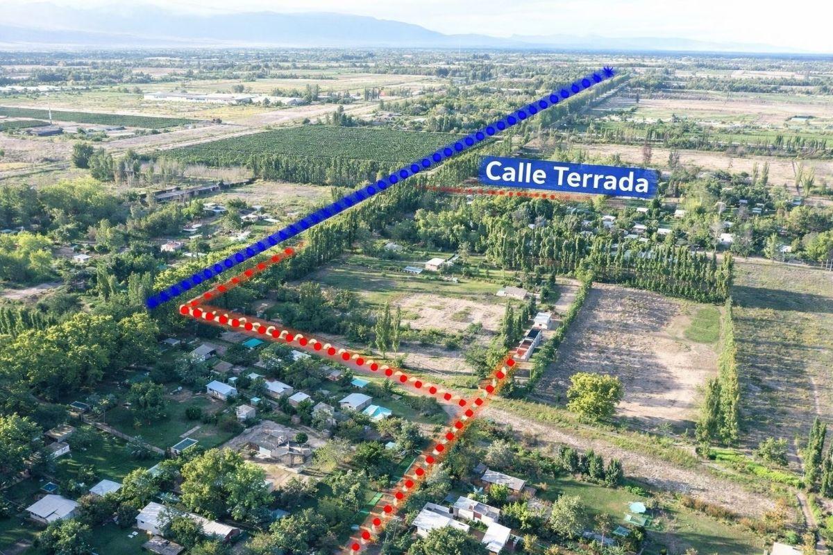 Foto de LOTE EN VENTA 1605 m² – CALLEJÓN PRIVADO LOS TEROS – CALLE TERRADA, imagen 5
