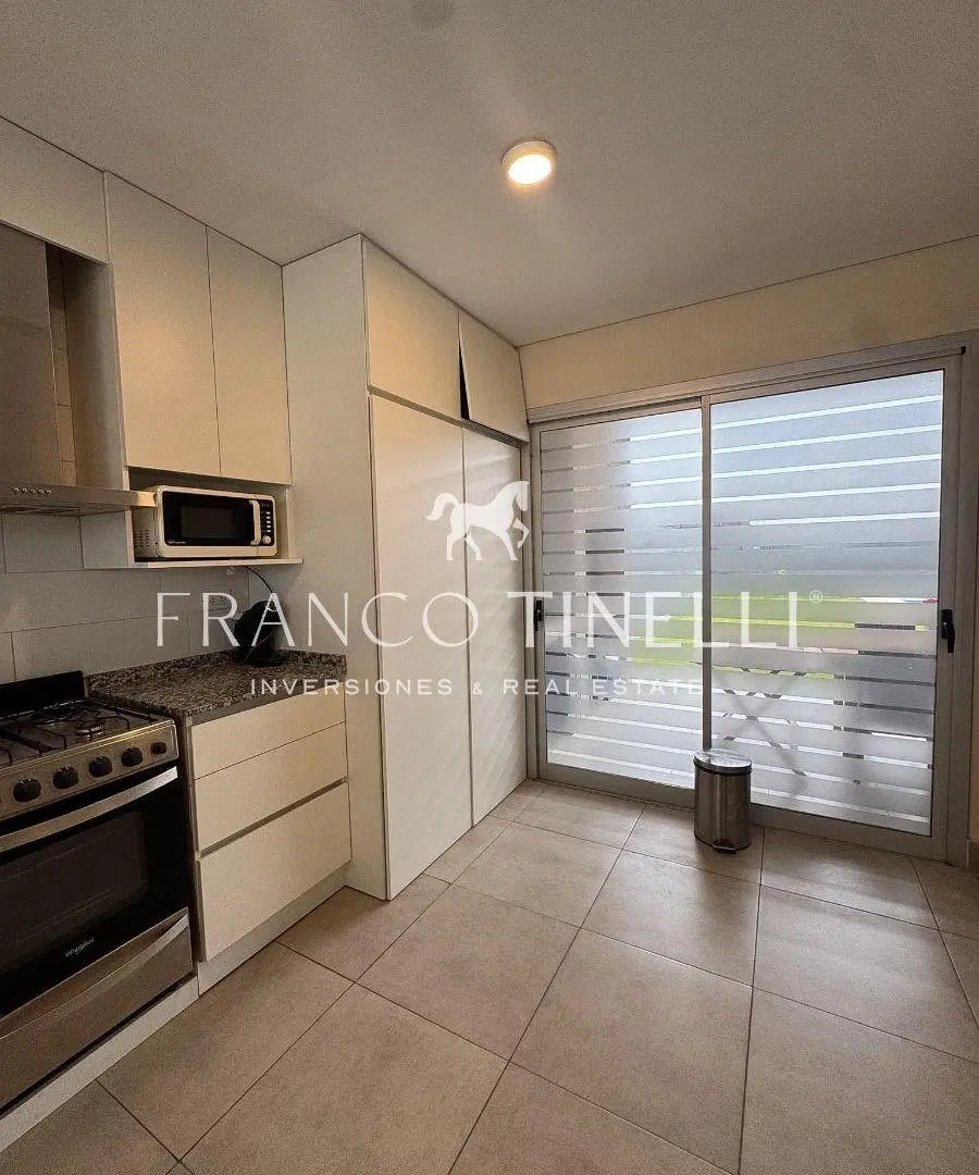 Casa en Venta - 3 Dormitorios - Portillo de Terrada - Pileta 1