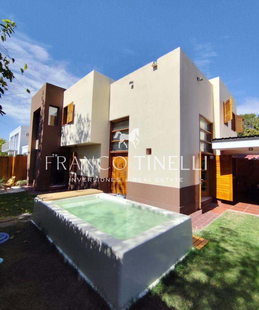 CASA EN VENTA EN CHACRAS DE CORIA - 4 DORMITORIOS - APTA CREDITO HIPOTECARIO