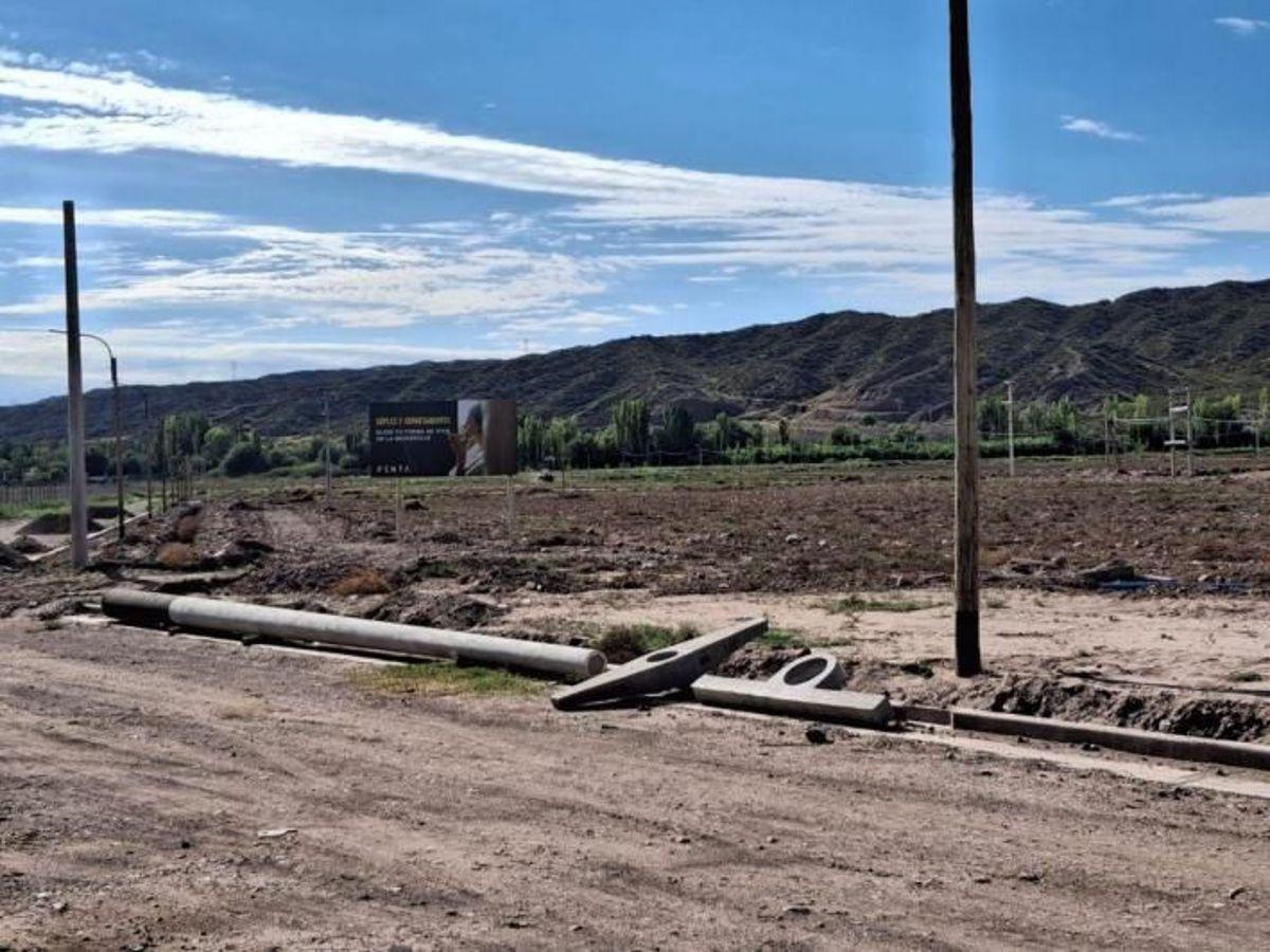 Foto de Lote en venta 778 m² en Barrio Penta · Posesión inmediata, imagen 3