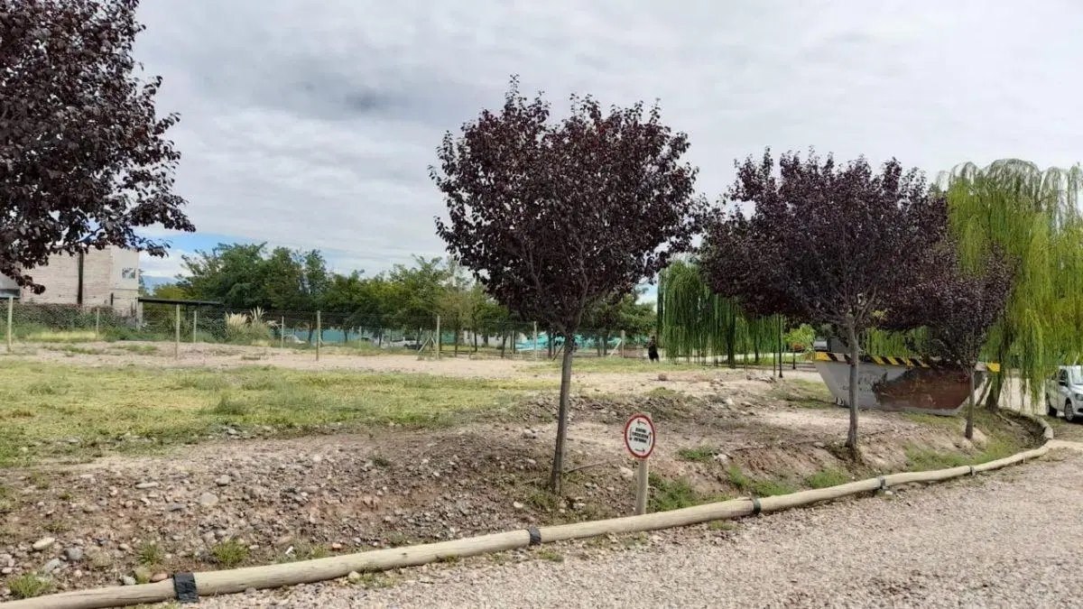 Lote esquina 889 m² en Liceo Country, Boedo · Apto crédito 5