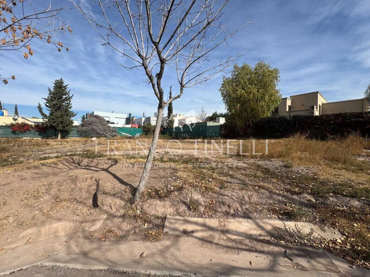 Terreno 605 m2 en Venta - Bº Privado El Marquesado 5