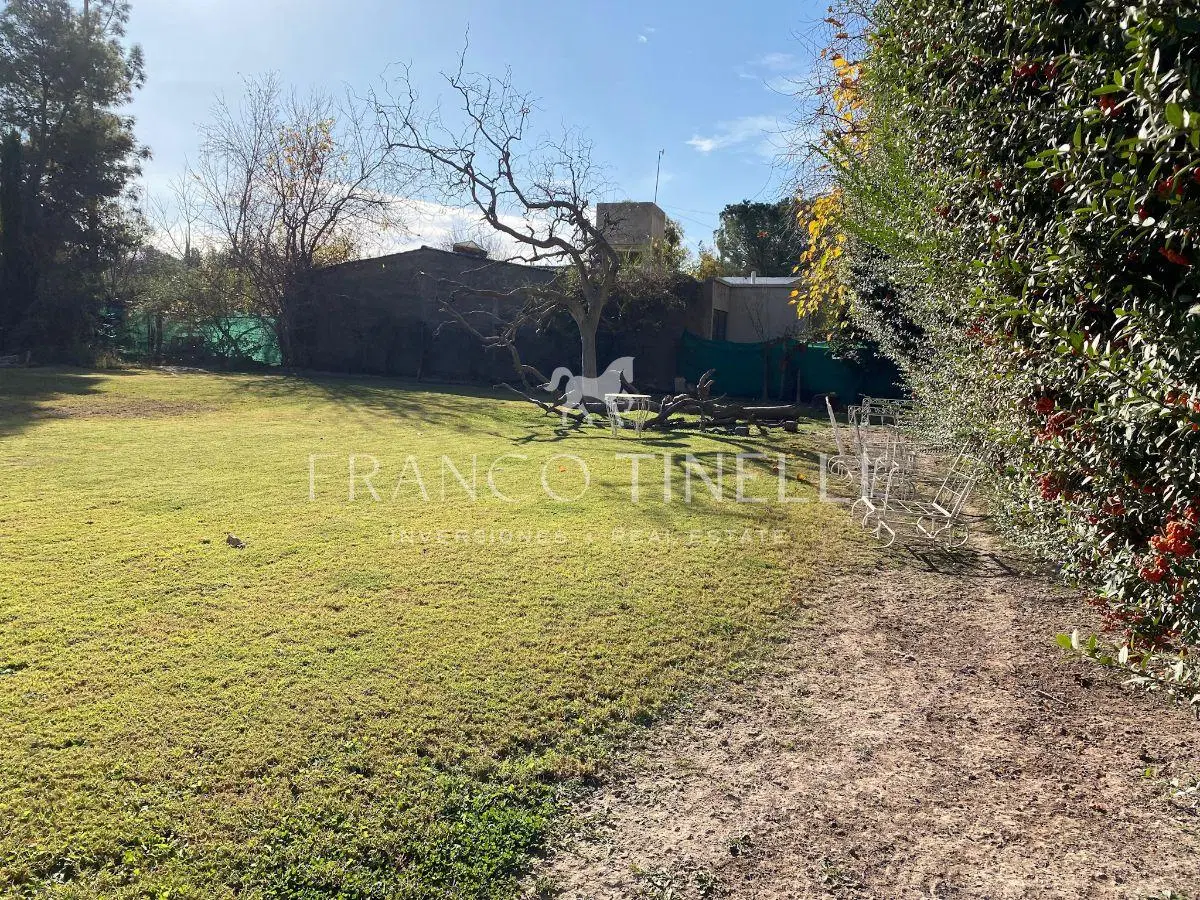 Lote 800 m² en Chacras de Coria, Privado, Sin Expensas 5