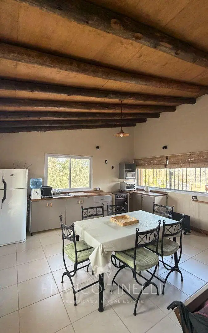 Casa en venta en Barrio Portal Suizo, Blanco Encalada | Vista abierta a la montaña y sin expensas 2